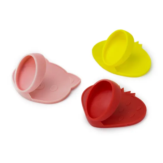 Heat Resistant Oven Mitts Handling Hot Dishes Insulated Finger Nonslip Clips